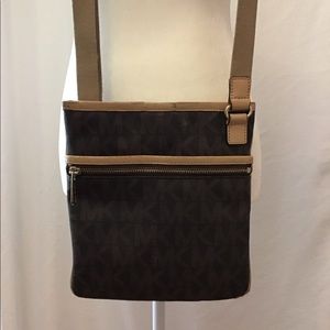 Michael Kors tan over the shoulder purse/bag